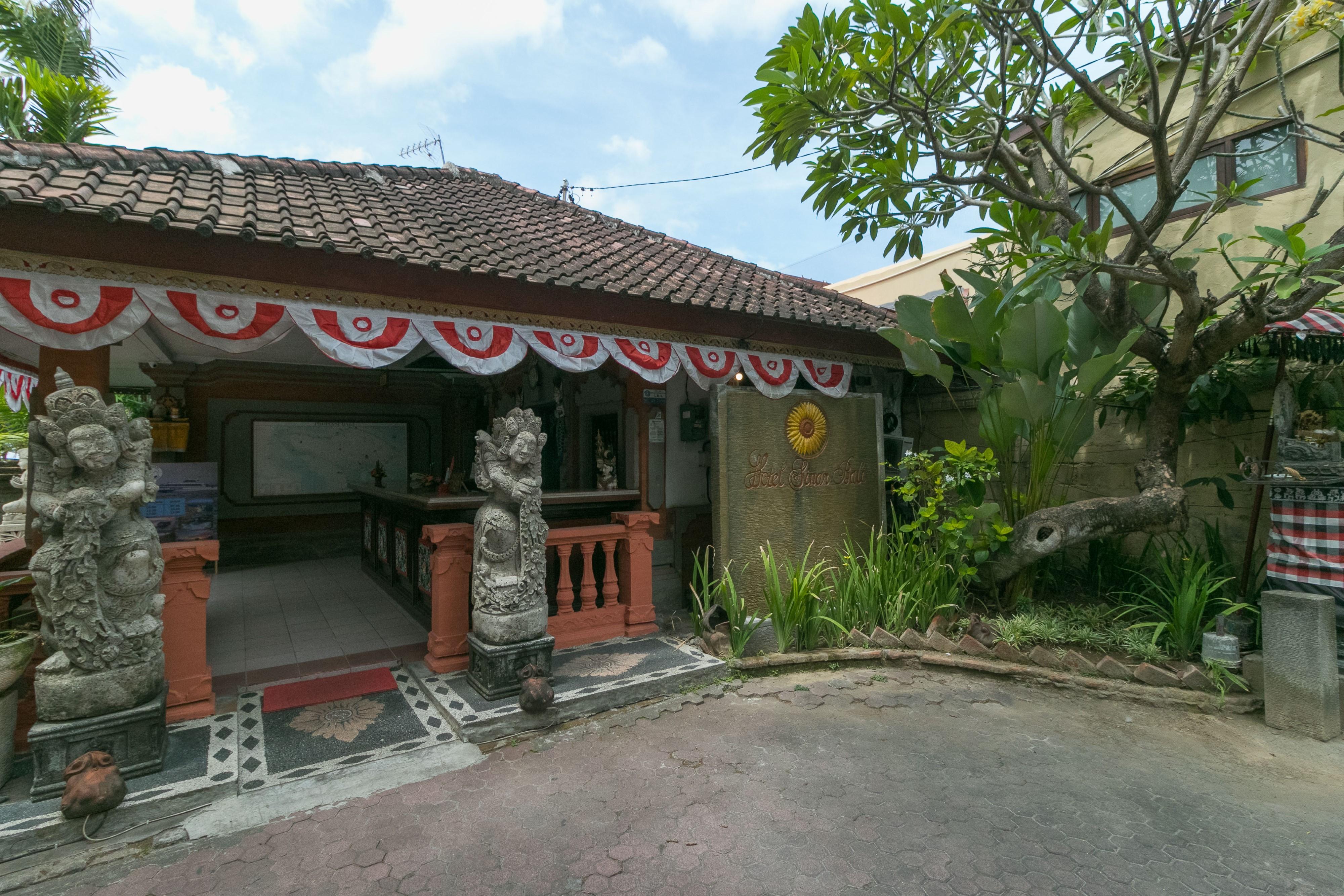 Sinar Bali Hotel Legian